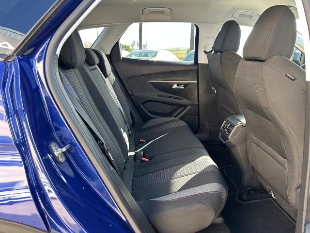 PEUGEOT 3008 ACTIVE 1.2 E-THP AUTO SPANISH LHD IN SPAIN 60000 MILES SUPERB 2020